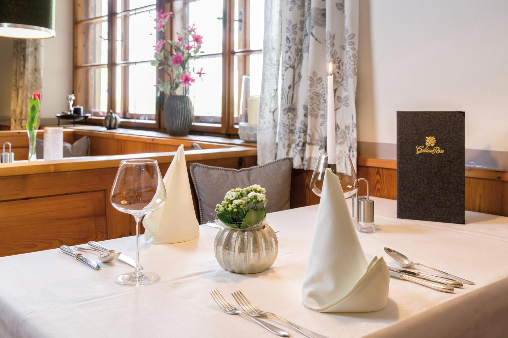 Hotel Goldene Rose Ройте Екстериор снимка