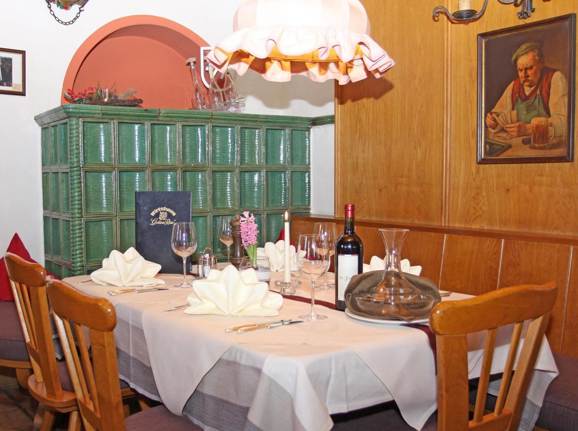 Hotel Goldene Rose Ройте Екстериор снимка