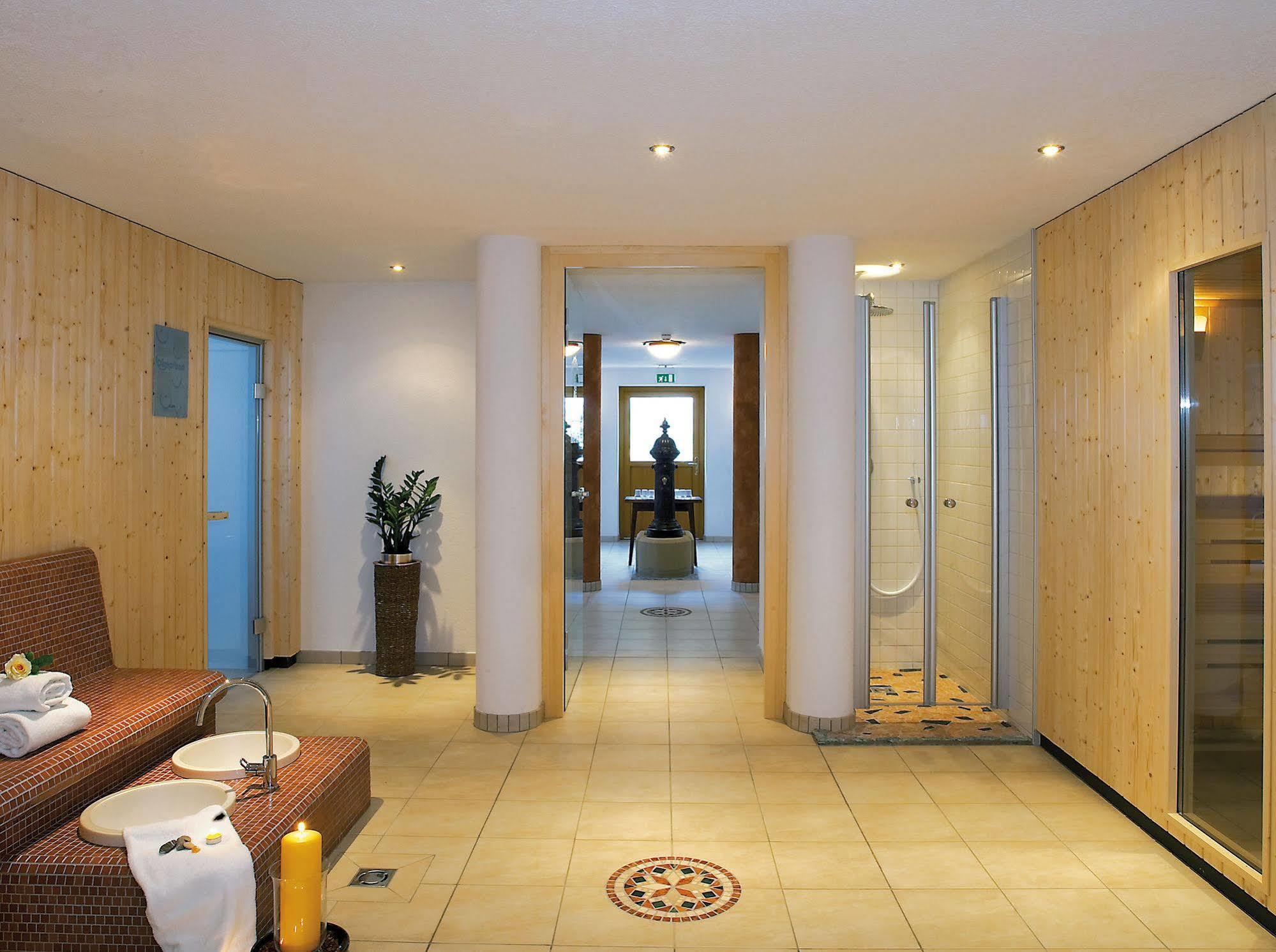 Hotel Goldene Rose Ройте Екстериор снимка